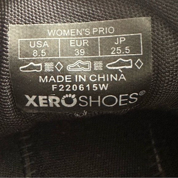 XERO PRIO BLACK AND WHITE BAREFOOT SNEAKERS SIZE 8.5 - Picture 12 of 12